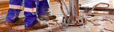 Mixing minerals, clays and thickeners